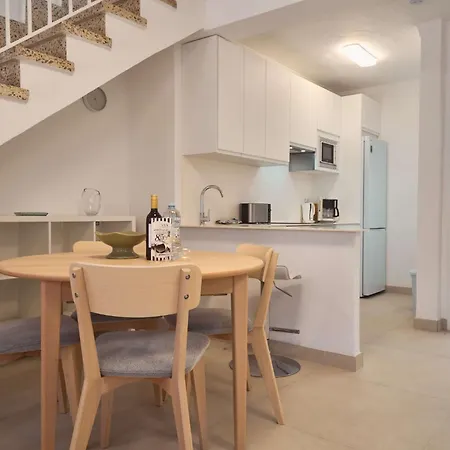 Casa Chica - Large Townhouse In Centro With Private Rooftop Nerja